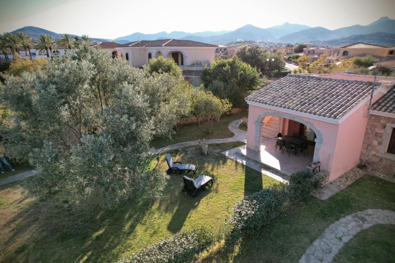 Ville Del Mar San Teodoro  Exterior foto