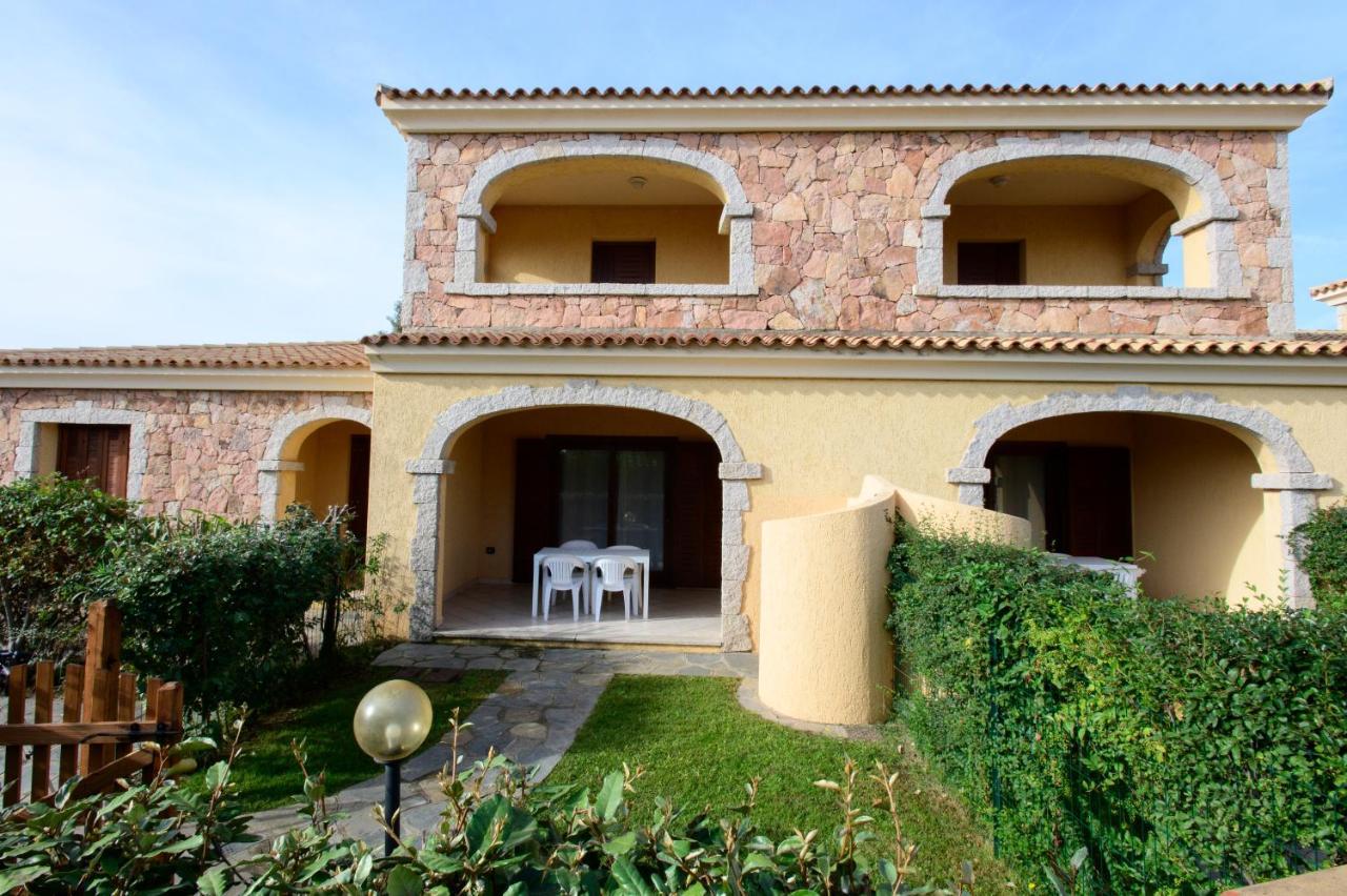 Ville Del Mar San Teodoro  Exterior foto